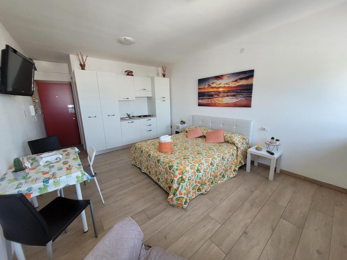 Rosato 3 Sea View Apartment Lignano Sabbiadoro Exterior foto